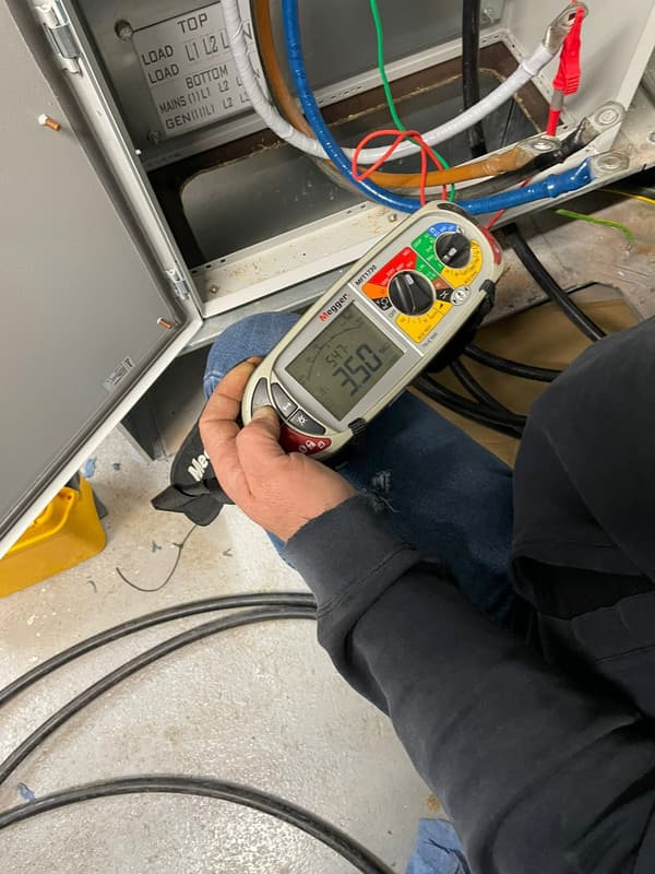 Emergency Electrician You Can Trust